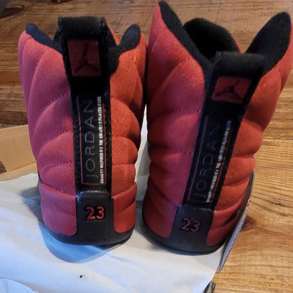 Jordan 12 Retro "Reverse Flu" (PS) - Picture 7 of 12